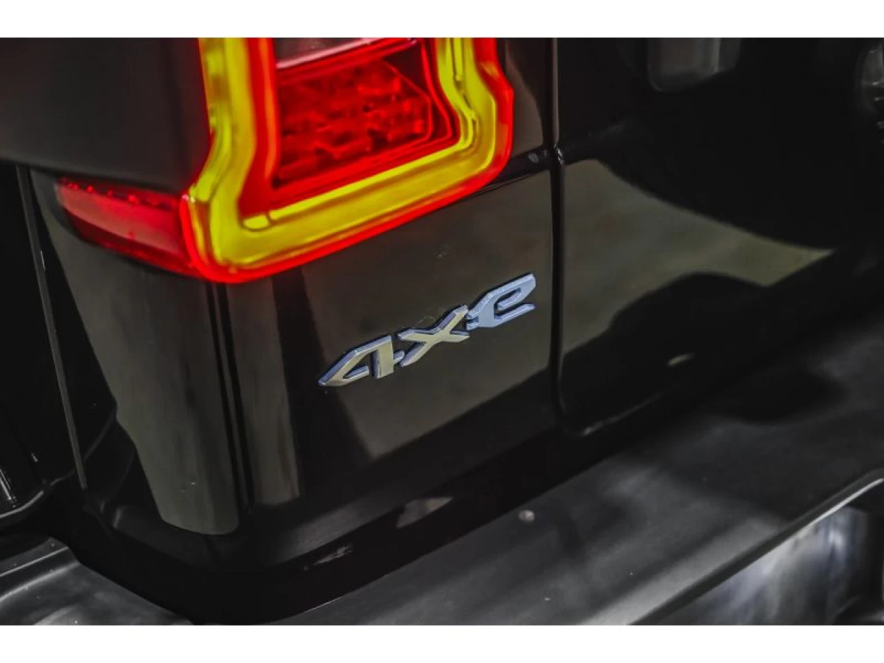 2022 Jeep Wrangler 4XE Unlimited Sahara 4x4 CUIR 2 TOITS Image principale