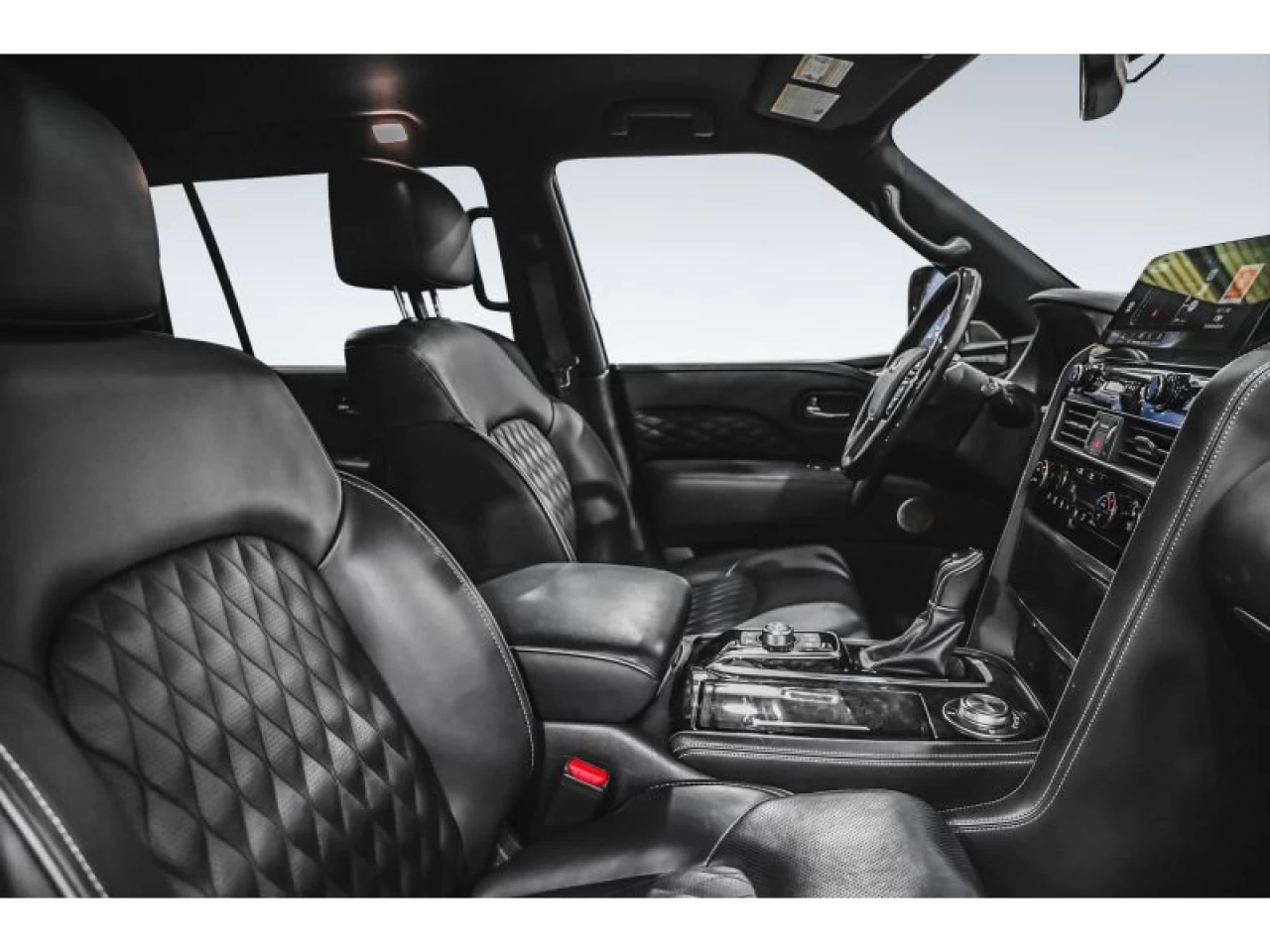 2024 Infiniti QX80 LUXE 7-Passenger Image principale
