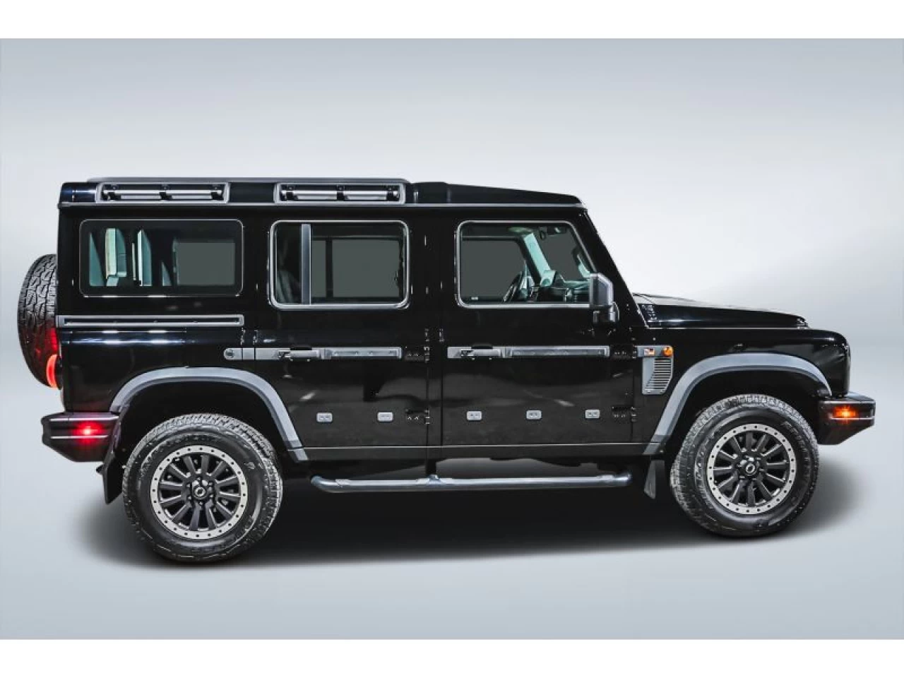 2024 INEOS Grenadier 4x4 SMOOTH PACK Image principale