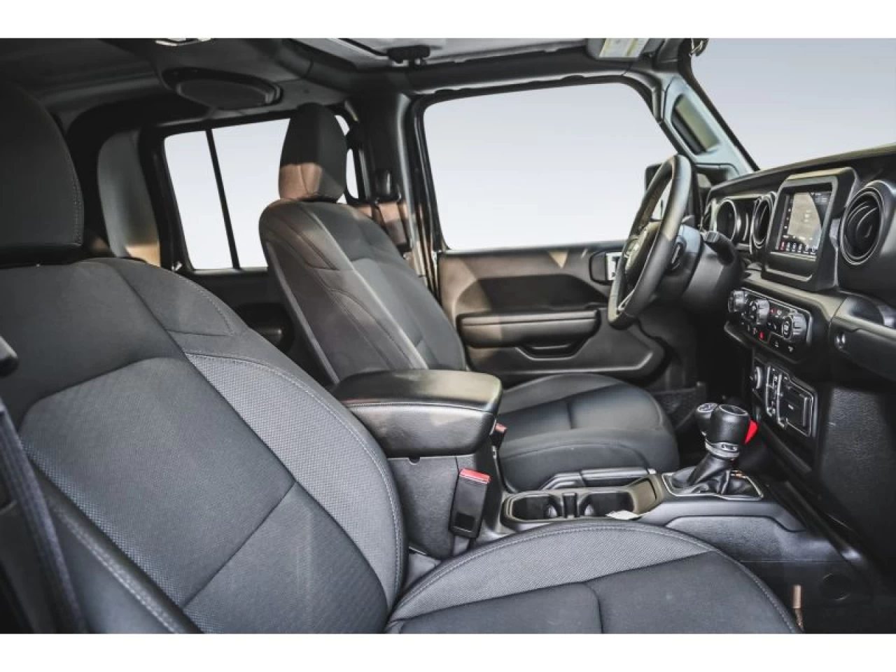 2023 Jeep Gladiator Sport S 4X4 GROUPE TECH REMORQUAGE MAX Image principale