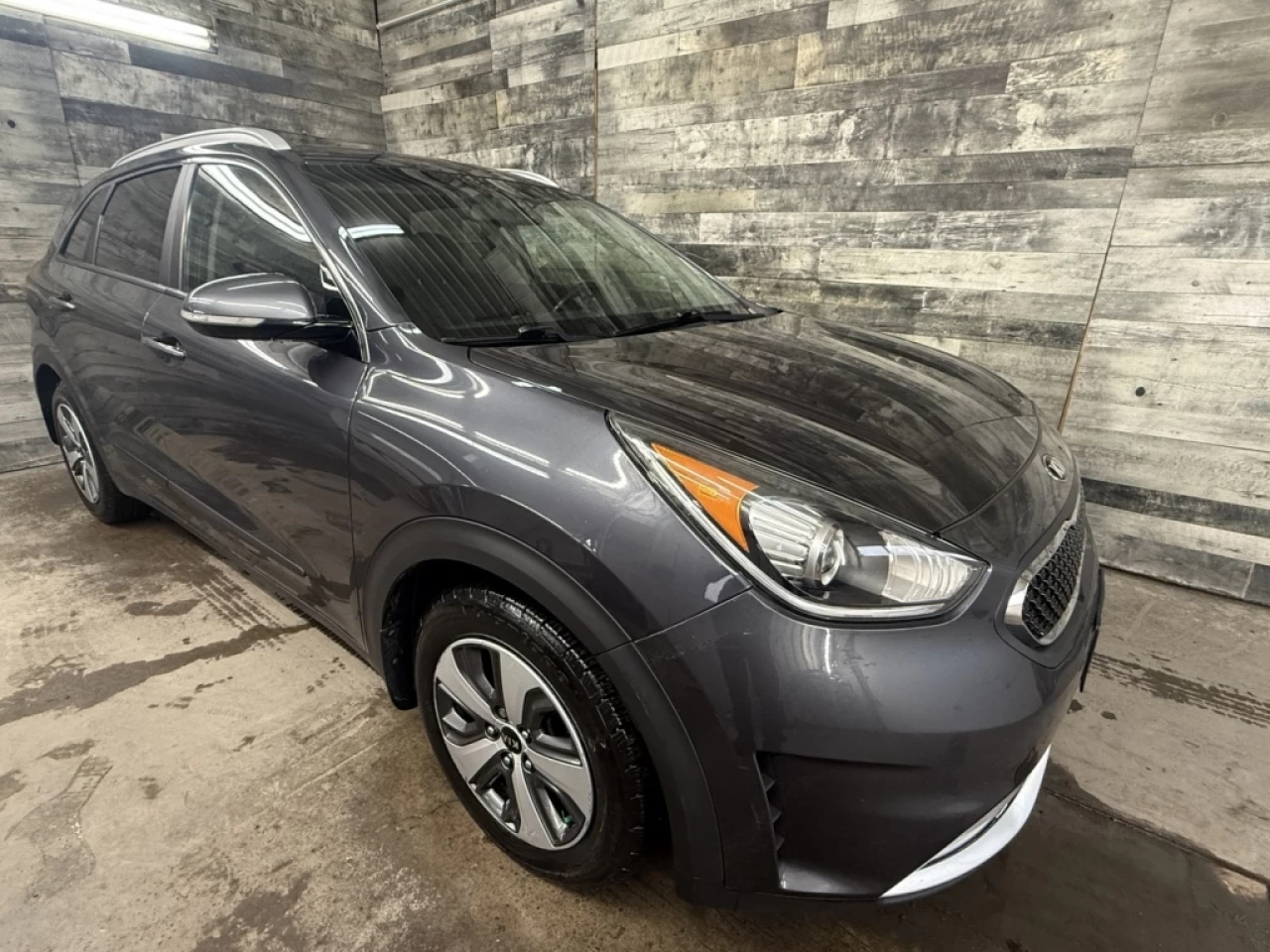 2019 Kia Niro EX HYBRID CUIR TOIT ** APPROUVÉ À 99.9%** Image principale