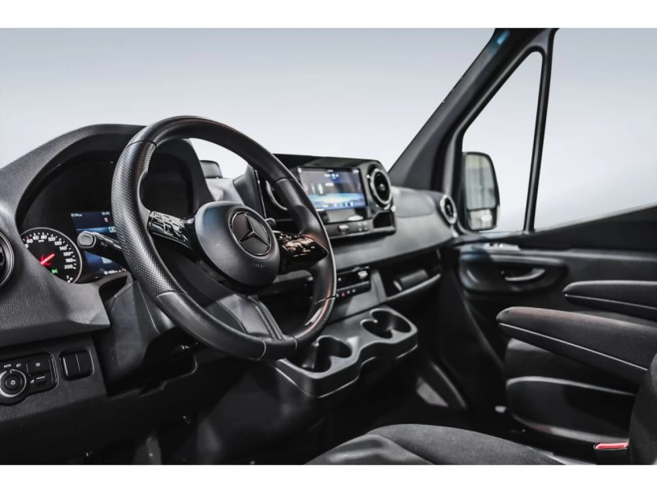 2025 Mercedes Benz Sprinter  Image principale
