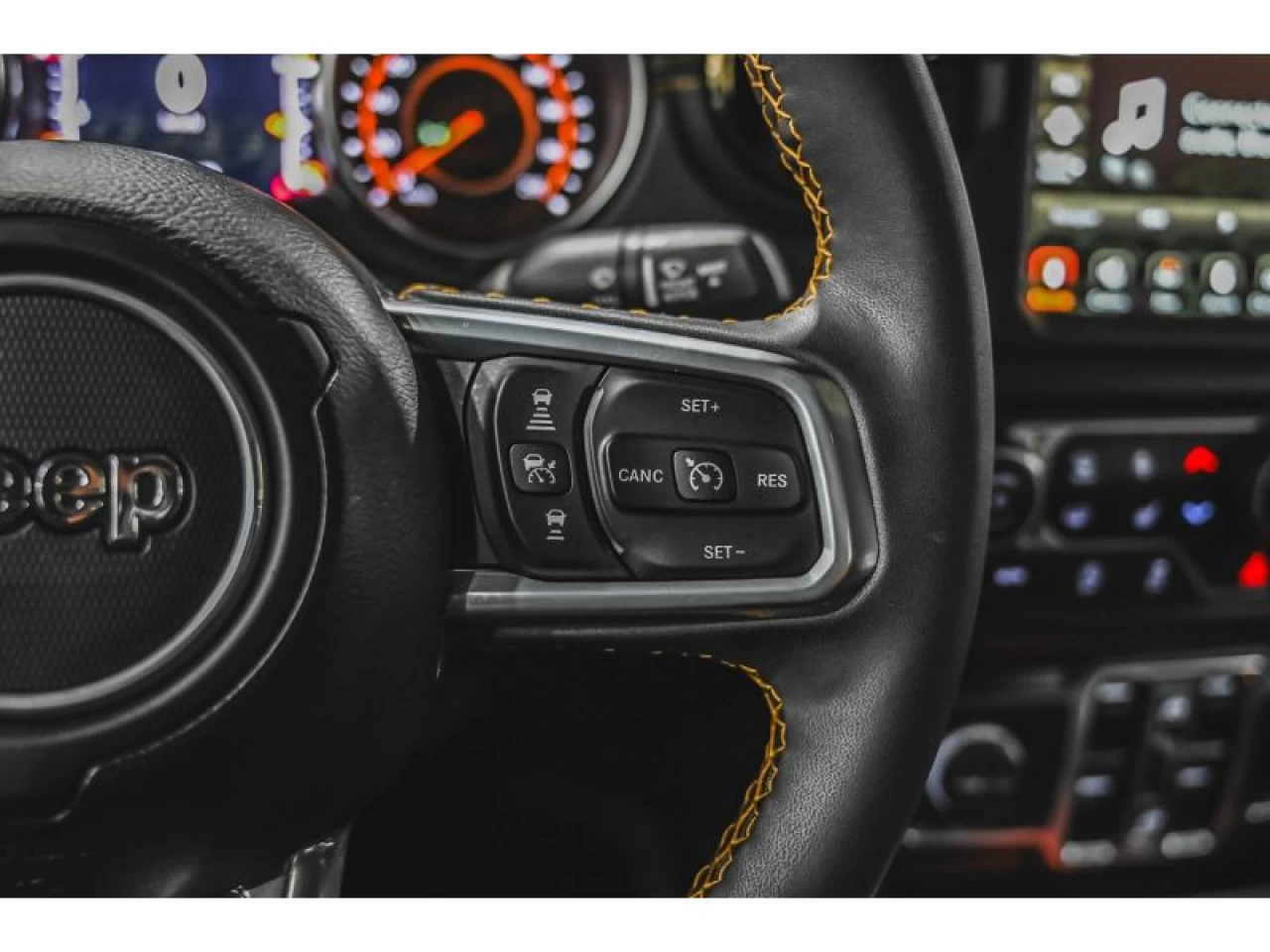2023 Jeep Gladiator High Altitude 4x4 SAFETY GROUP V6 Image principale