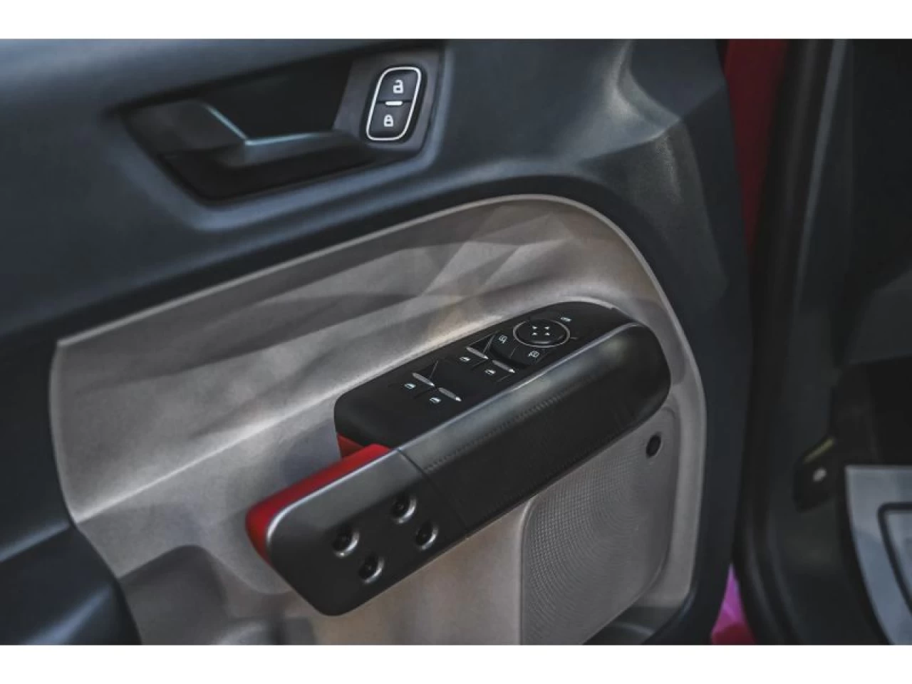 2025 Ford Maverick LARIAT CUIR Image principale