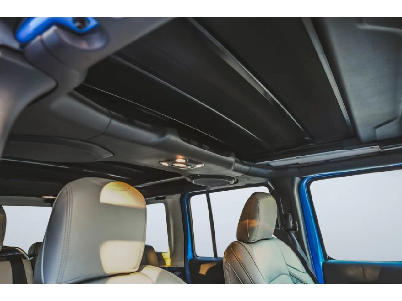 2022 Jeep Wrangler 4XE Unlimited High Altitude TOIT SKY ONE-TOUCH Image principale