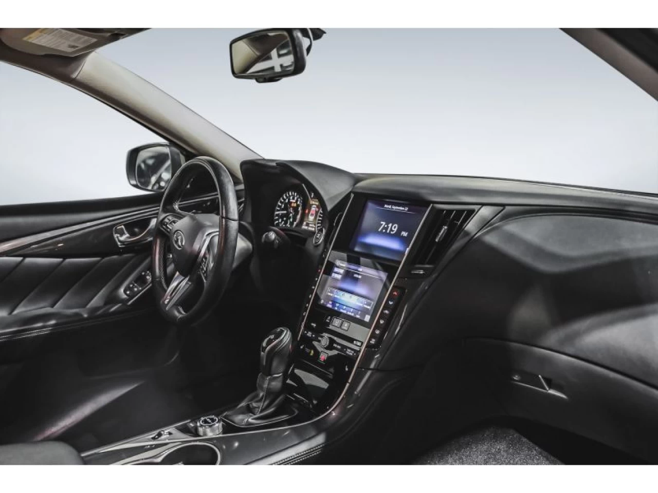 2024 Infiniti Q50 PURE AWD Image principale