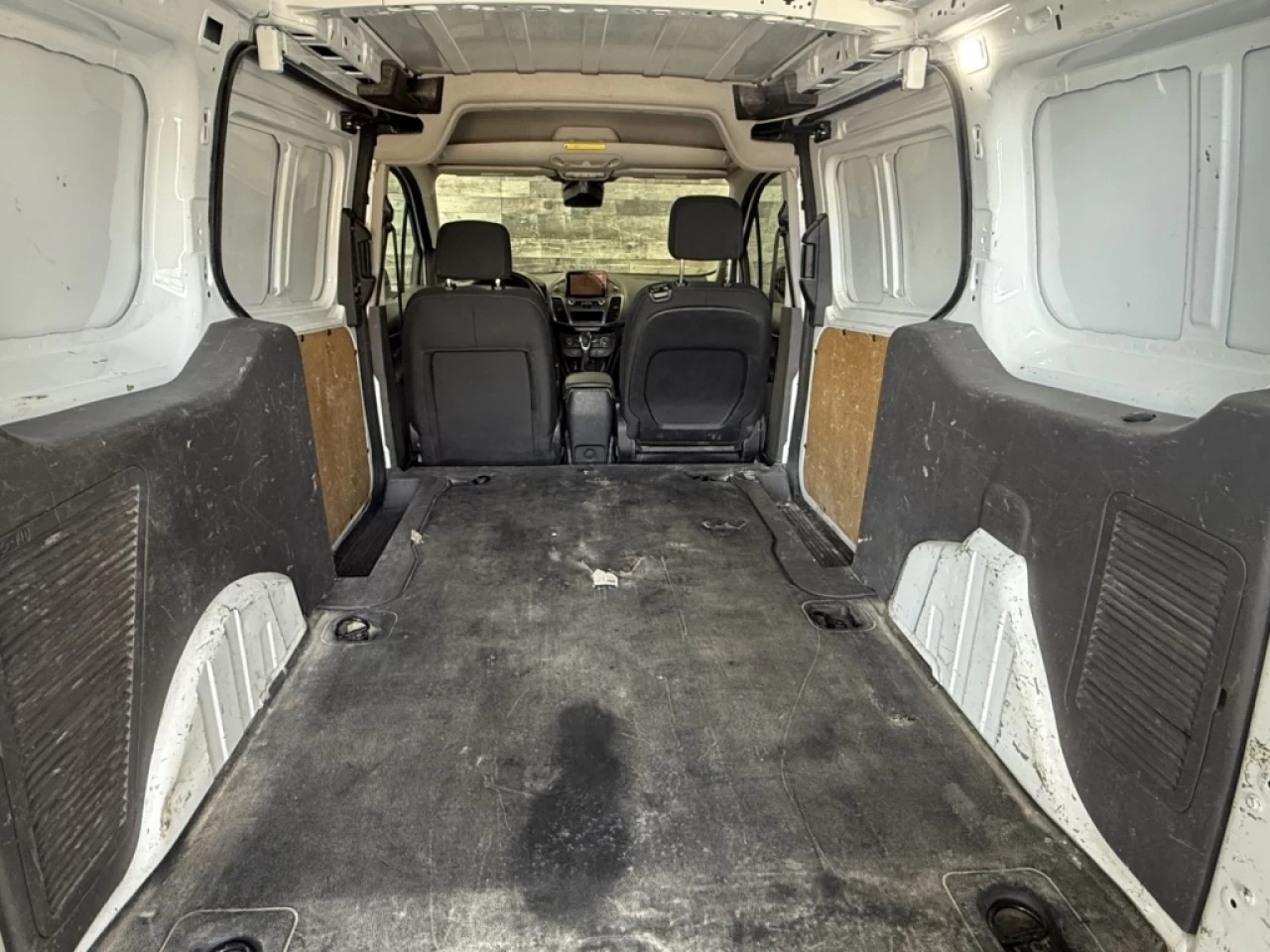 2019 Ford Transit Connect XLT AUTO CAM BLUETOOTH **APPROUVÉE 99,9%** Main Image