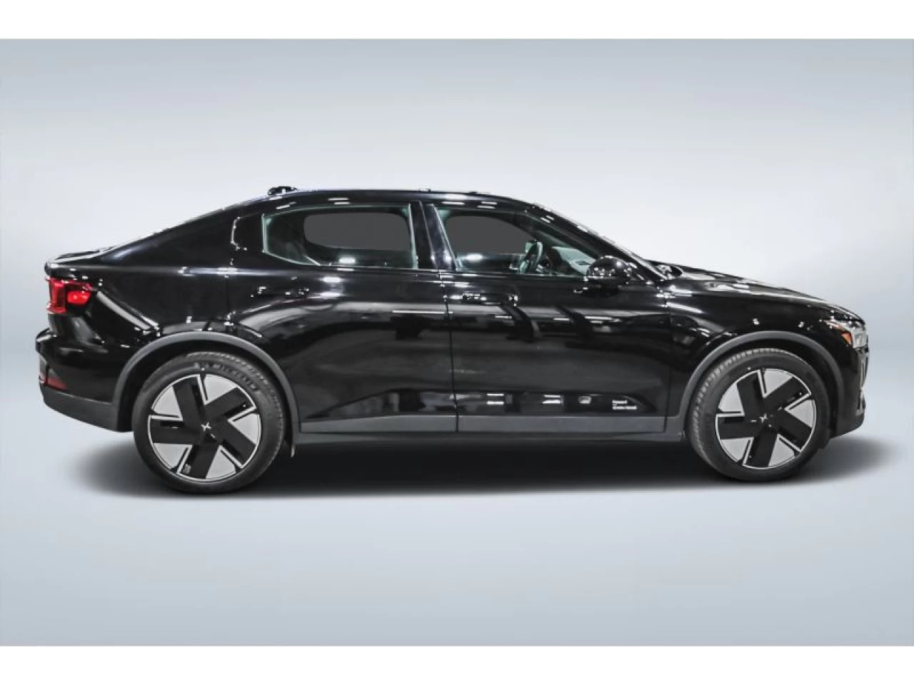 2025 Polestar 2 Long Range Dual Motor TOIT PANORAMIQUE Image principale