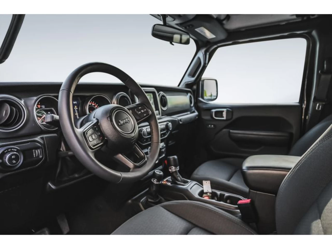 2023 Jeep Gladiator Sport S 4X4 GROUPE TECH REMORQUAGE MAX Image principale