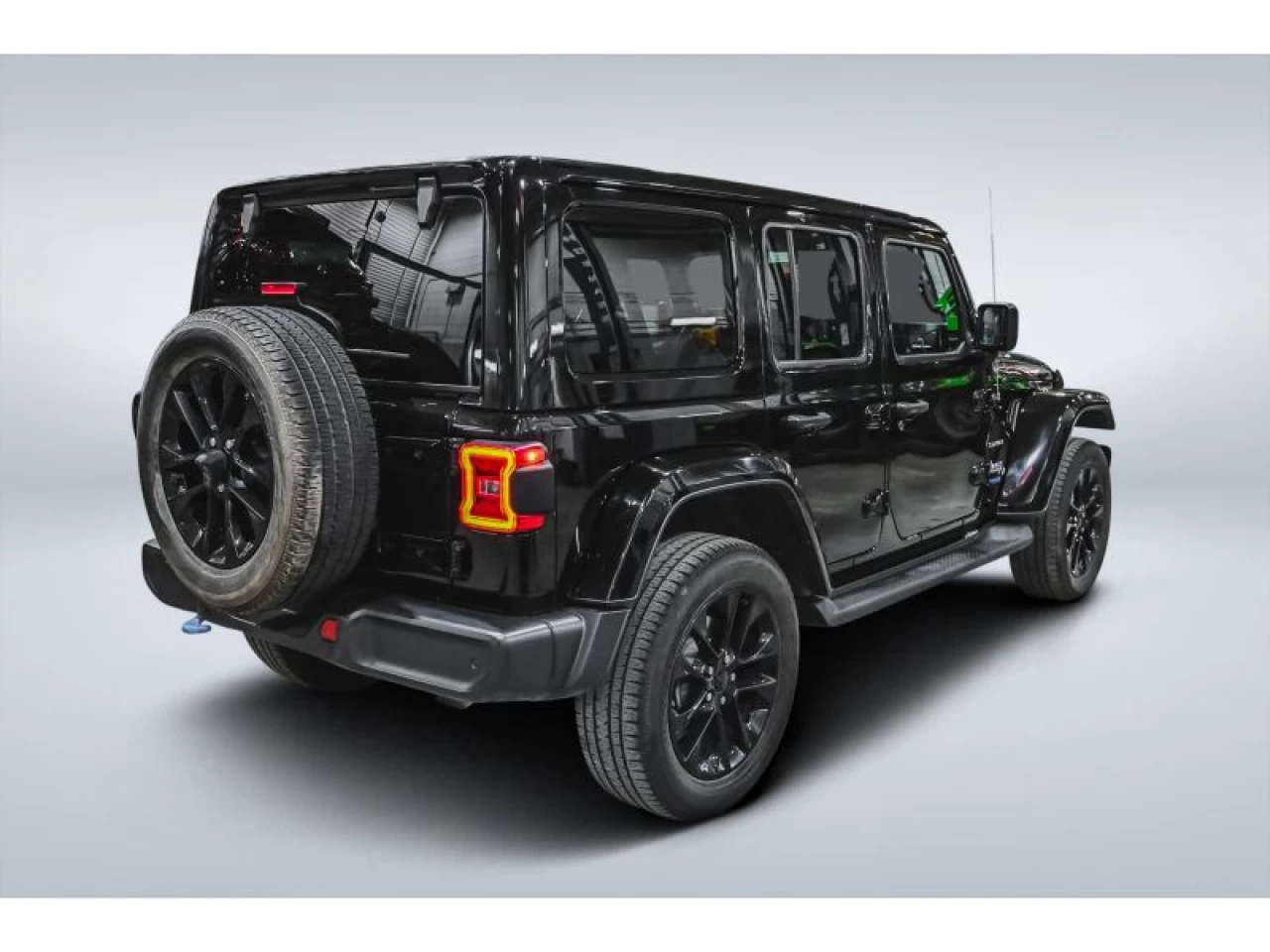 2022 Jeep Wrangler 4XE Unlimited Sahara 4x4 CUIR 2 TOITS Image principale