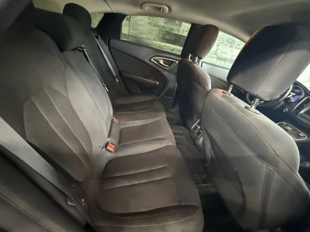 2016 Chrysler 200 LimitÉe CAMÉRA DE RECUL BLUETOOTH **APPROUVÉ À 99. Image principale