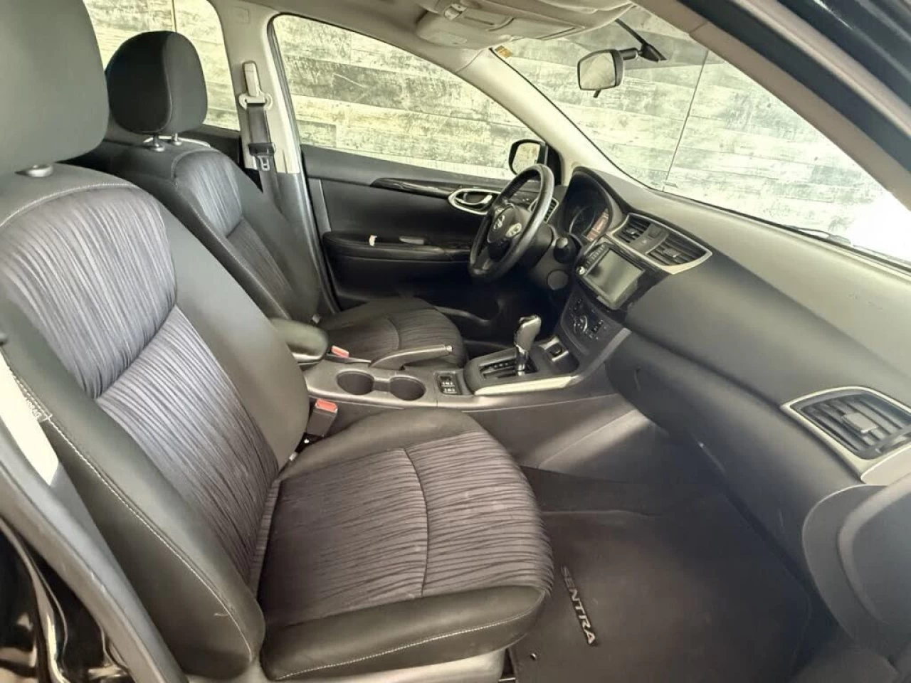 2019 Nissan Sentra AUTO TOIT CAM DE RECUL Image principale
