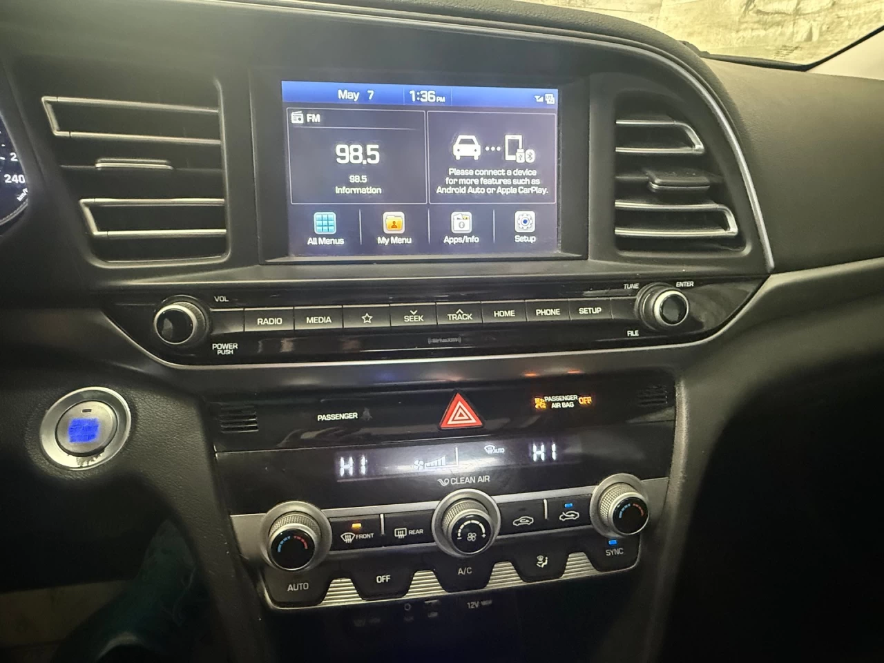 2019 Hyundai Elantra Luxury Image principale