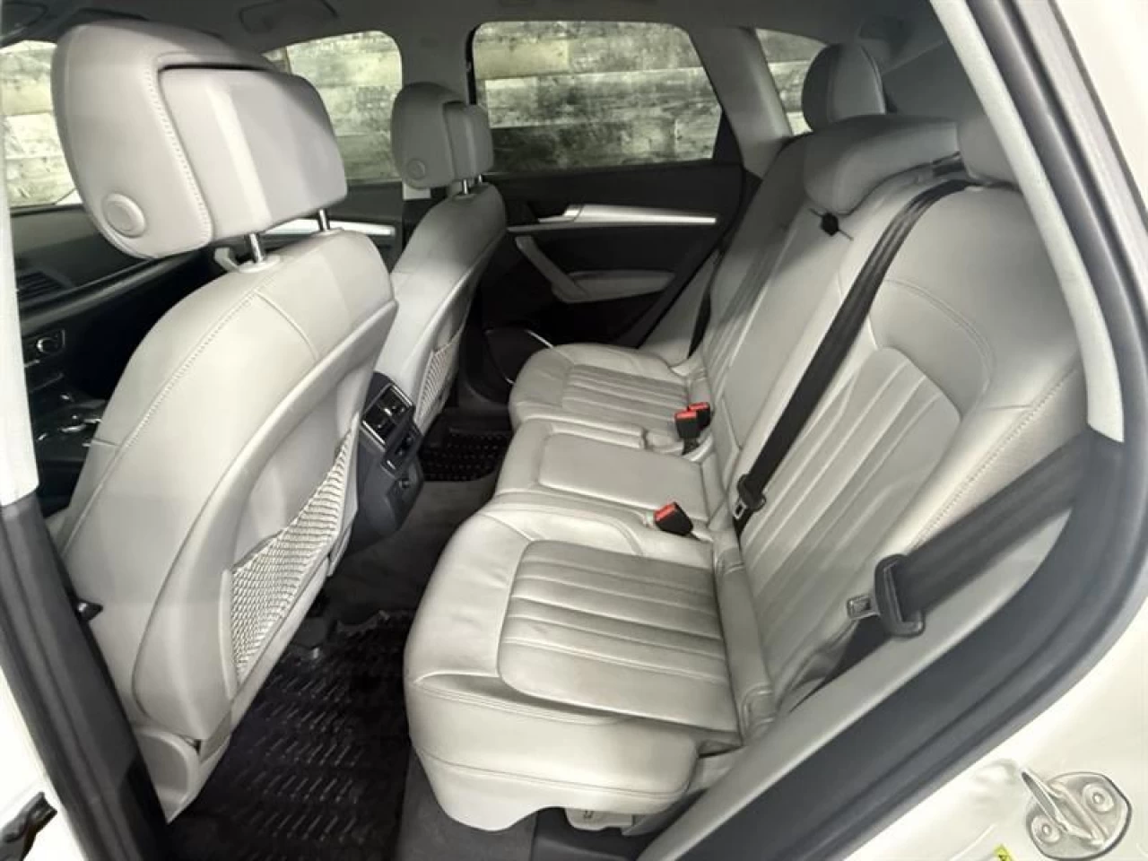 2019 Audi Q5 Komfort AWD CUIR ** APPROUVÉ À 99.9% ** Main Image
