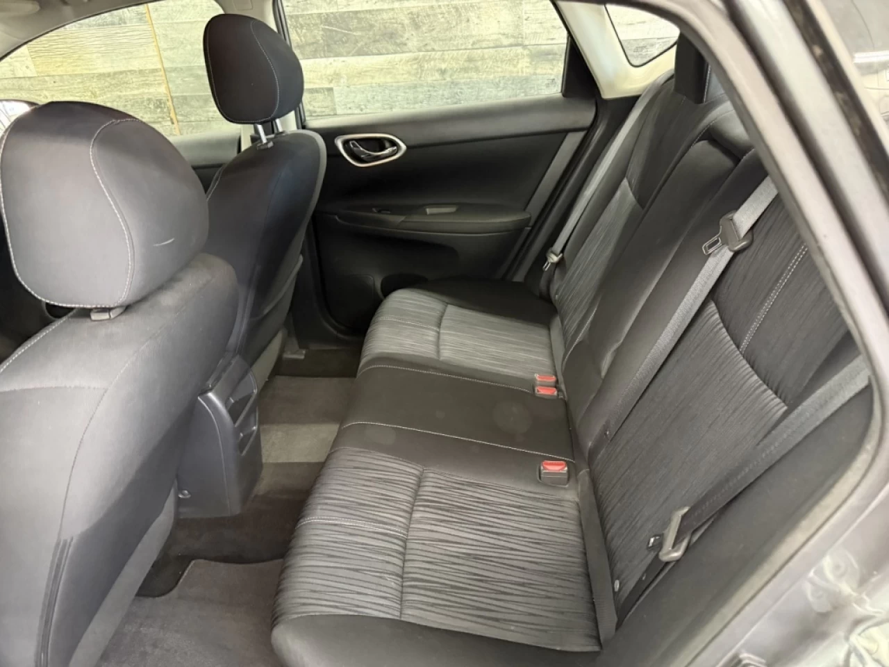 2017 Nissan Sentra SV Image principale