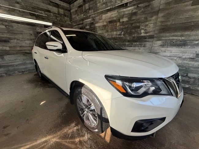 Nissan Pathfinder - 2018