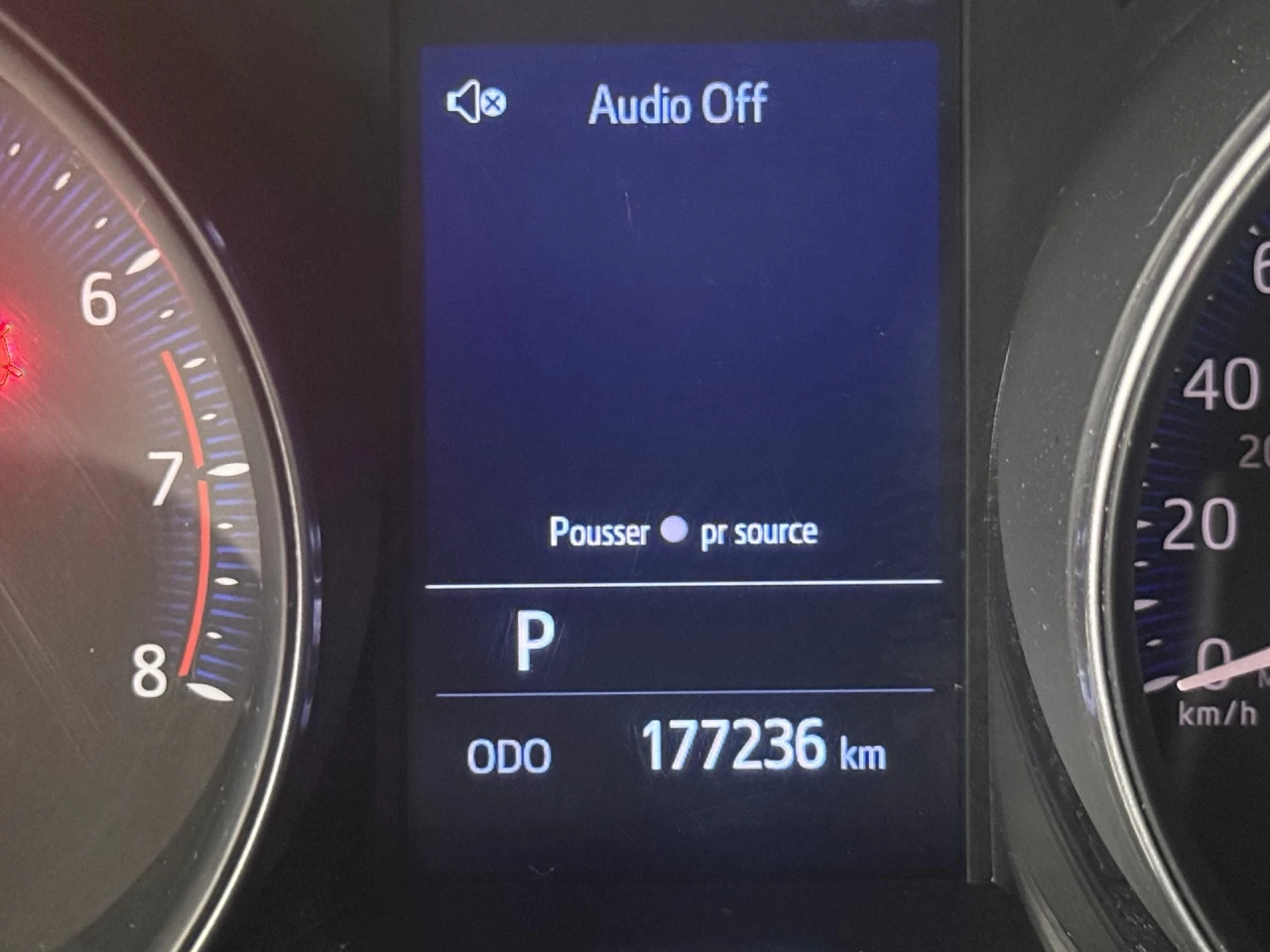 2019 Toyota C-HR XLE Image principale