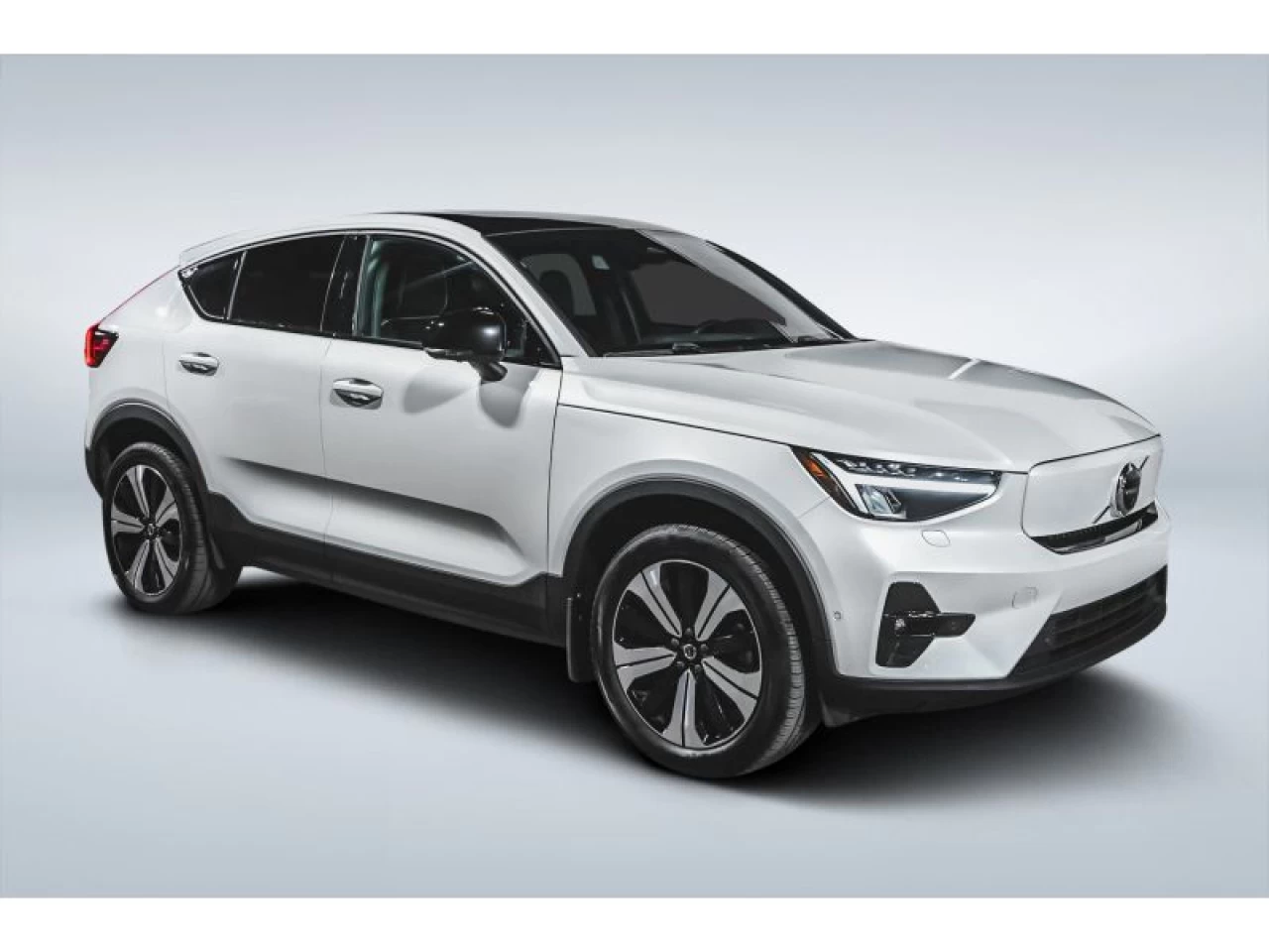 2023 Volvo C40 Twin eAWD Plus Image principale