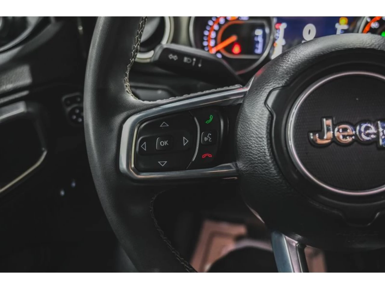 2023 Jeep Wrangler Rubicon 4 Door 4x4 toit sky one -touch Image principale
