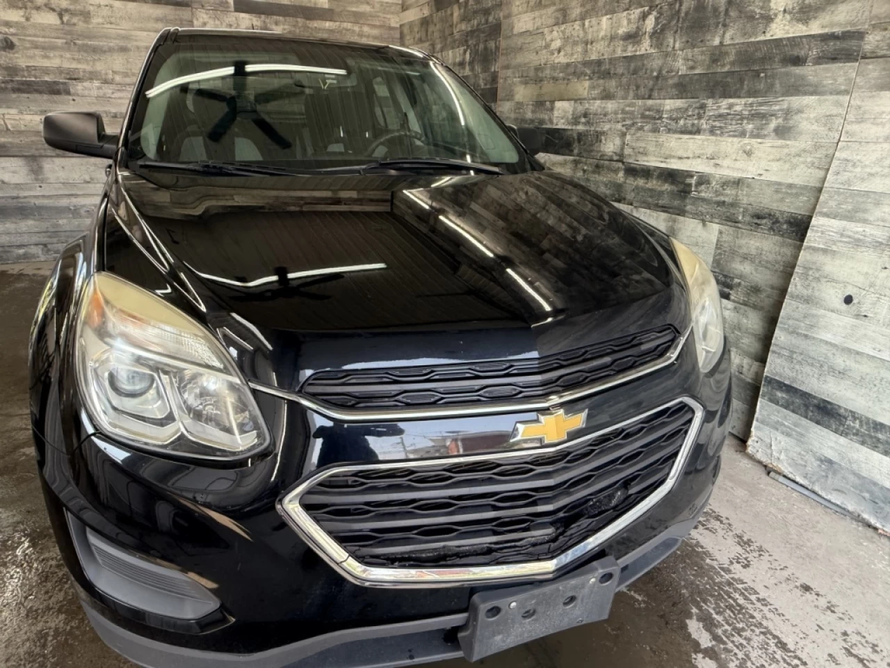 2017 Chevrolet Equinox 4X4 CAM DE RECUL BLUETOOTH **APPROUVÉ À 99.,9%** Image principale