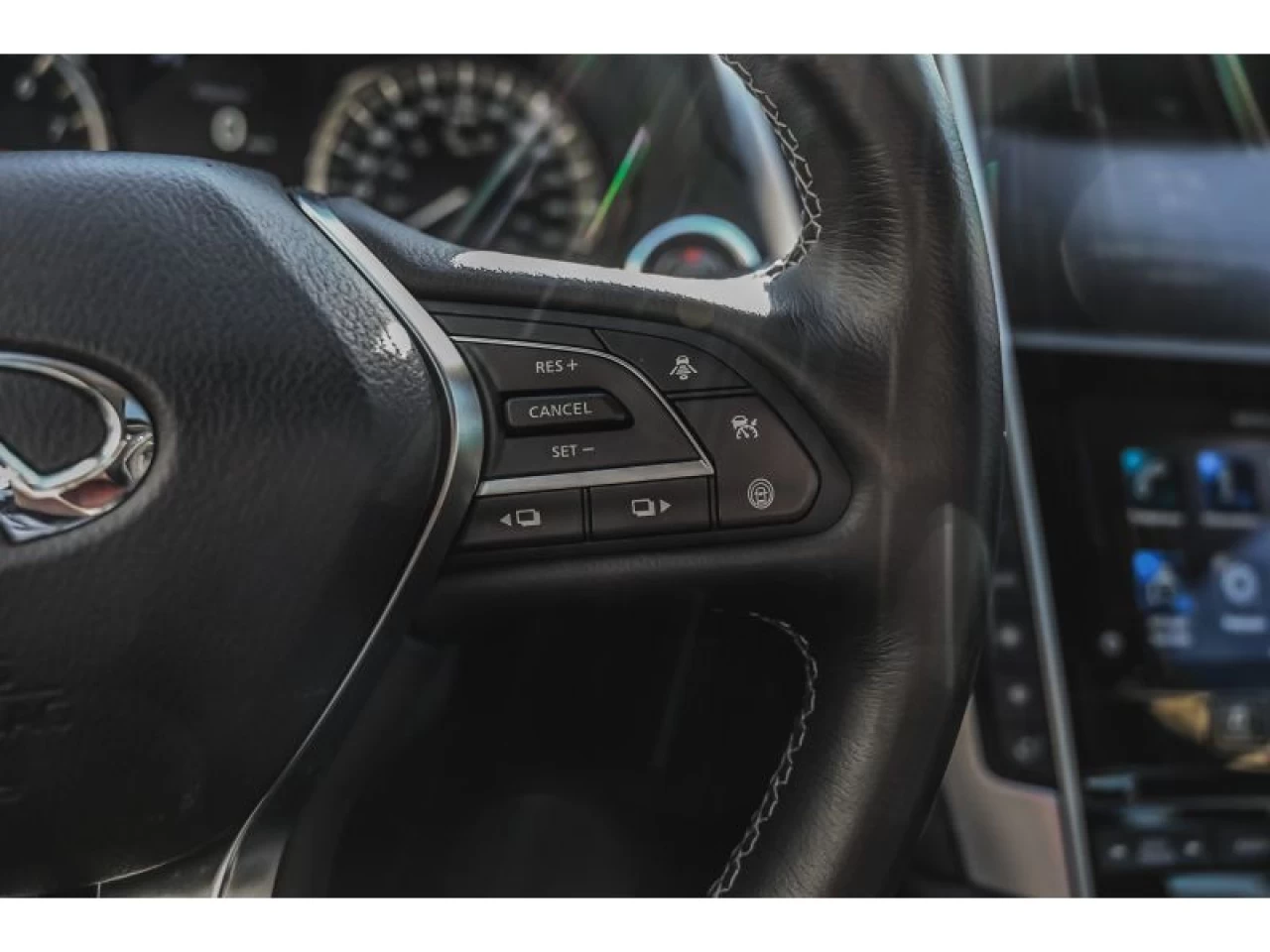 2024 Infiniti Q50 LUXE AWD CUIR TOIT OUVRANT Image principale
