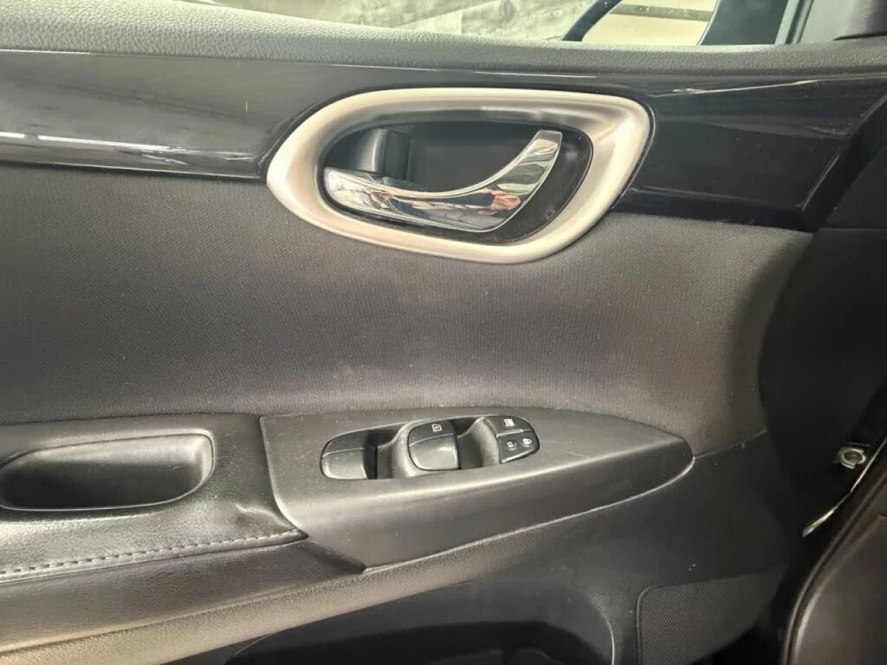 2019 Nissan Sentra AUTO TOIT CAM DE RECUL Image principale