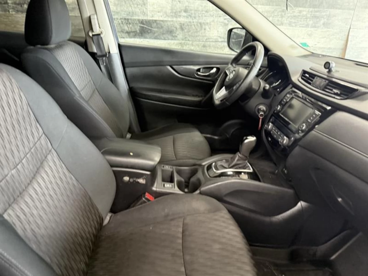 2020 Nissan Rogue SV Awd Cam de recul mags  ** APPROUVÉE 99,9% ** Main Image