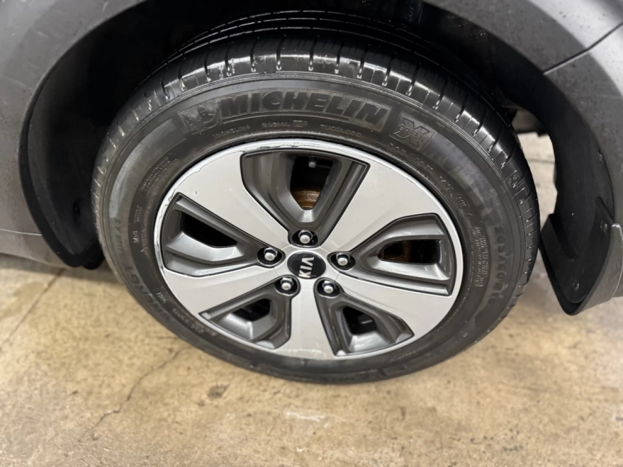 2019 Kia Niro EX HYBRID PLUG-IN CUIR TOIT **APPROUVÉ À 99.9%** Main Image