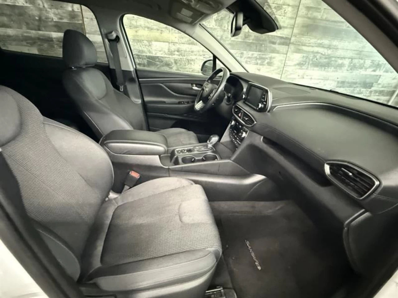 2019 Hyundai Santa Fe PrivilÉgiÉ AWD BLUETOOTH **APPROUVÉ À 99.9%** Image principale