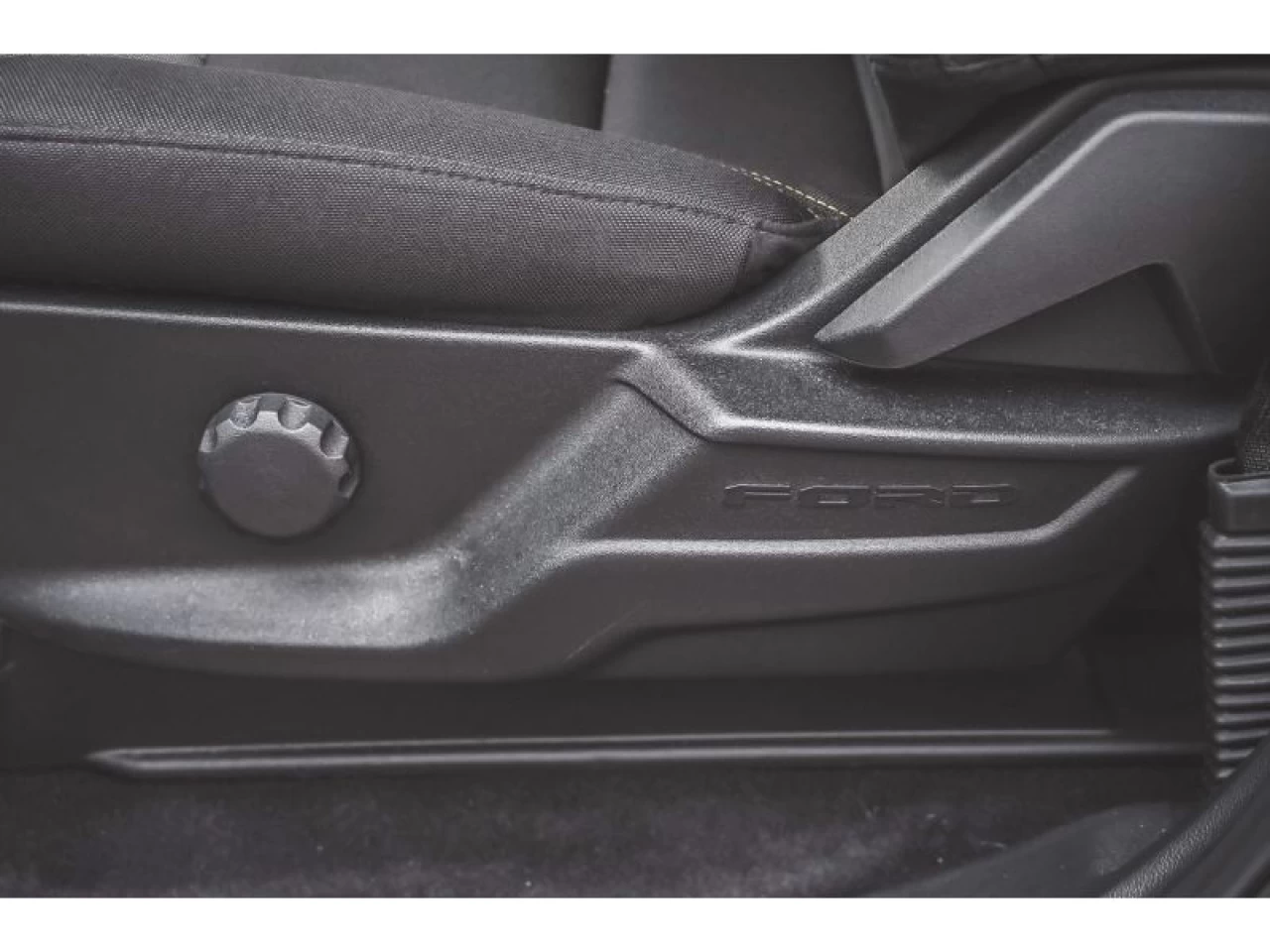 2025 Ford F150 STX 4WD SuperCrew 5.5' Box V6 ECOBOOST Image principale