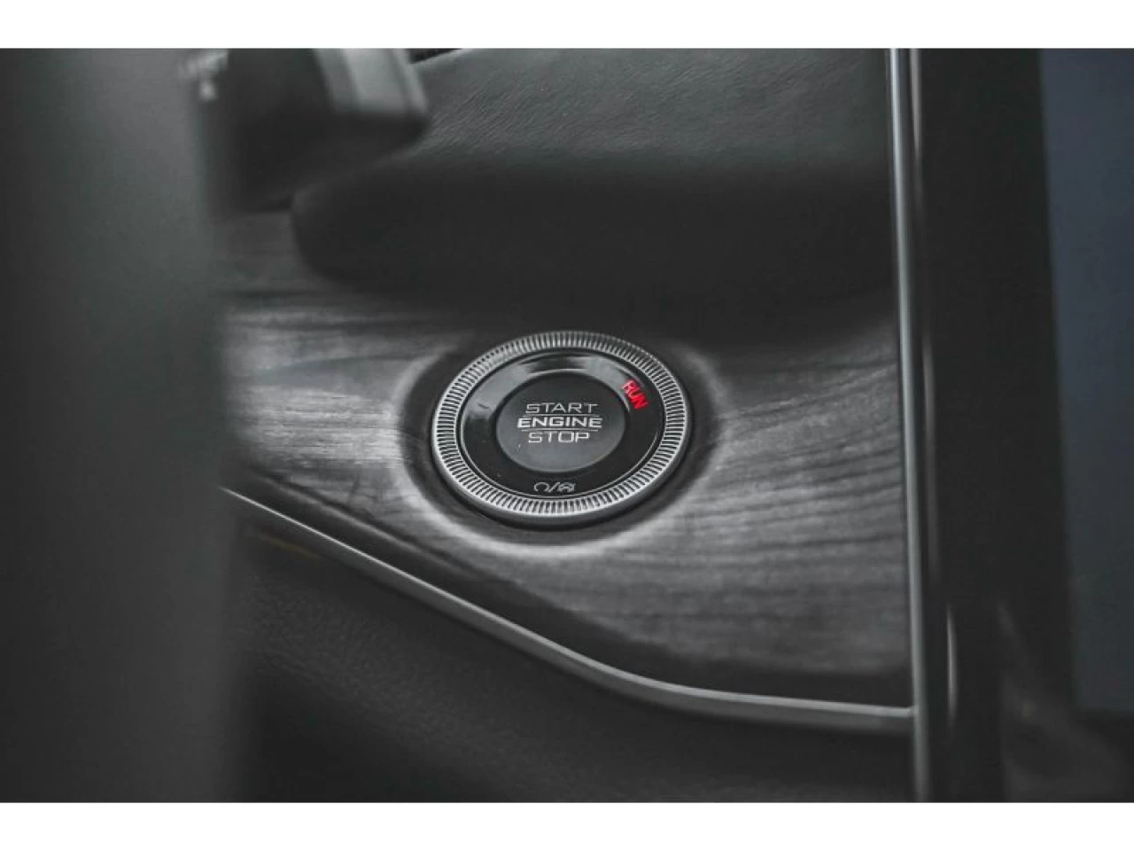 2022 Jeep Grand Cherokee 4xe 4x4 LUXURY REAR SEAT VIDEO PASSENGER SCREEN Image principale