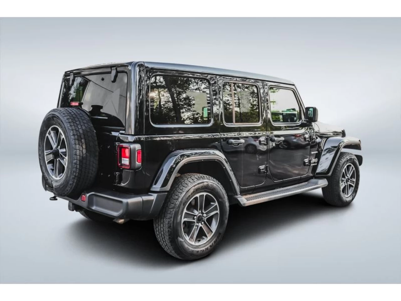 2023 Jeep Wrangler Sahara GROUPE REMORQUAGE TOIT SKY ONE-TOUCH Image principale