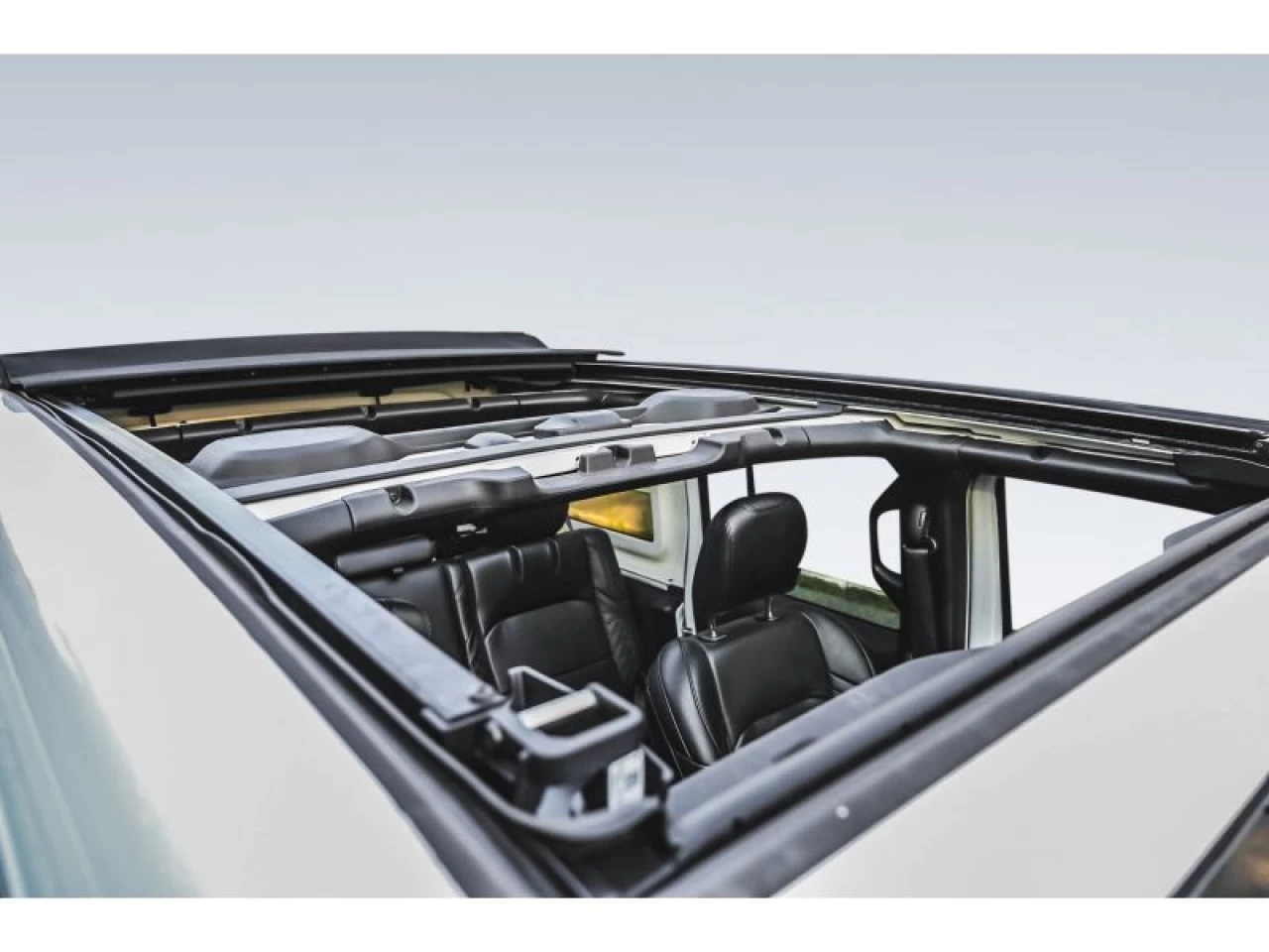 2023 Jeep Wrangler 4xe High Altitude 4 Door 4x4 toit sky one-touch Image principale