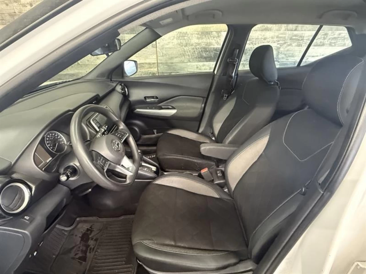 2019 Nissan Kicks SR AUTO CAM DE RECUL BLUETOOTH **APPROUVÉ À 99.9%* Main Image