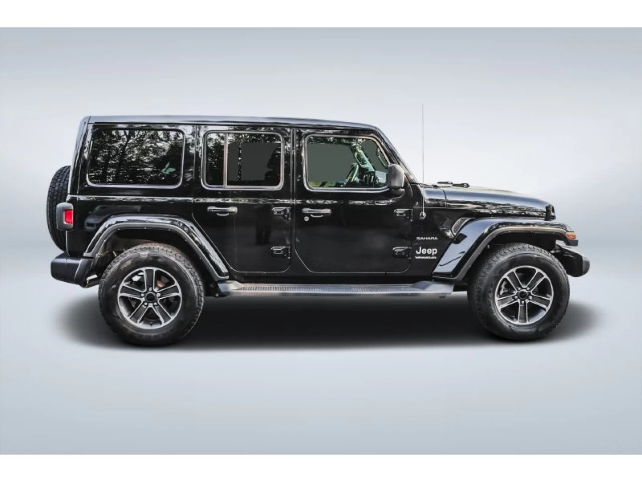 2023 Jeep Wrangler Sahara GROUPE REMORQUAGE TOIT SKY ONE-TOUCH Image principale
