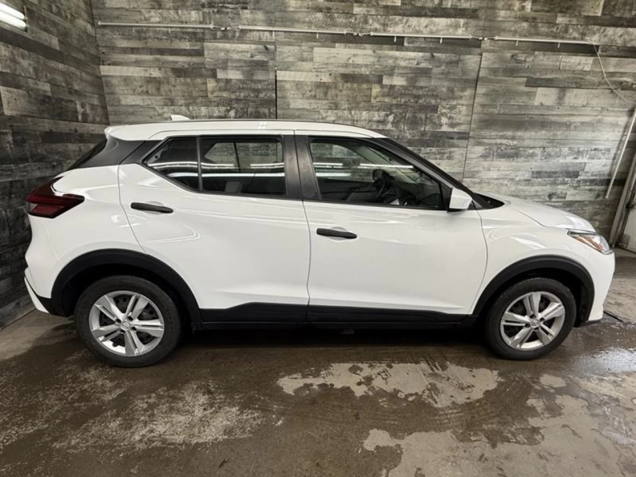 2022 Nissan Kicks S Bluetooth commande au volant cam de recul **Appr Image principale