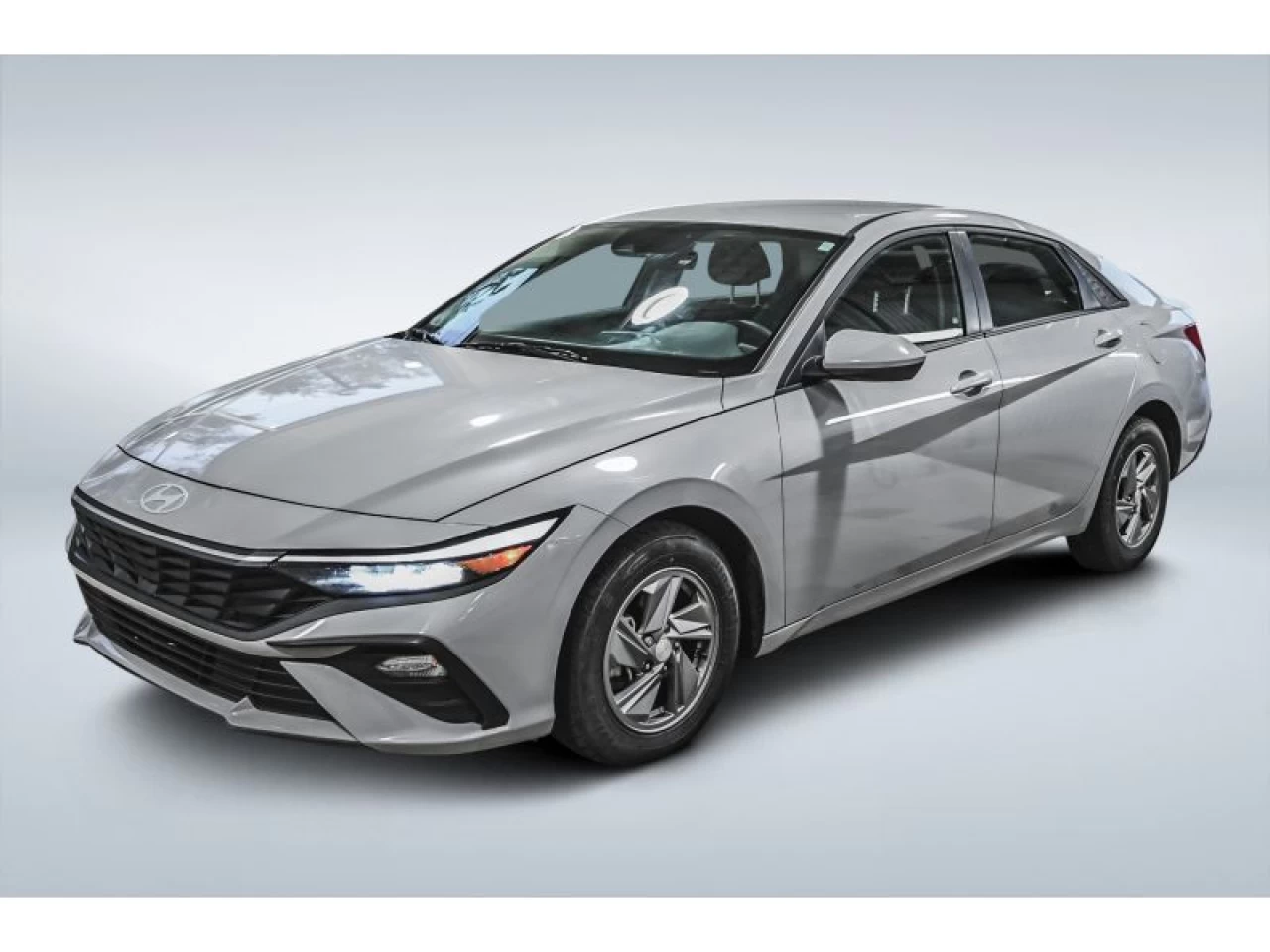 2025 Hyundai Elantra Essential IVT Image principale