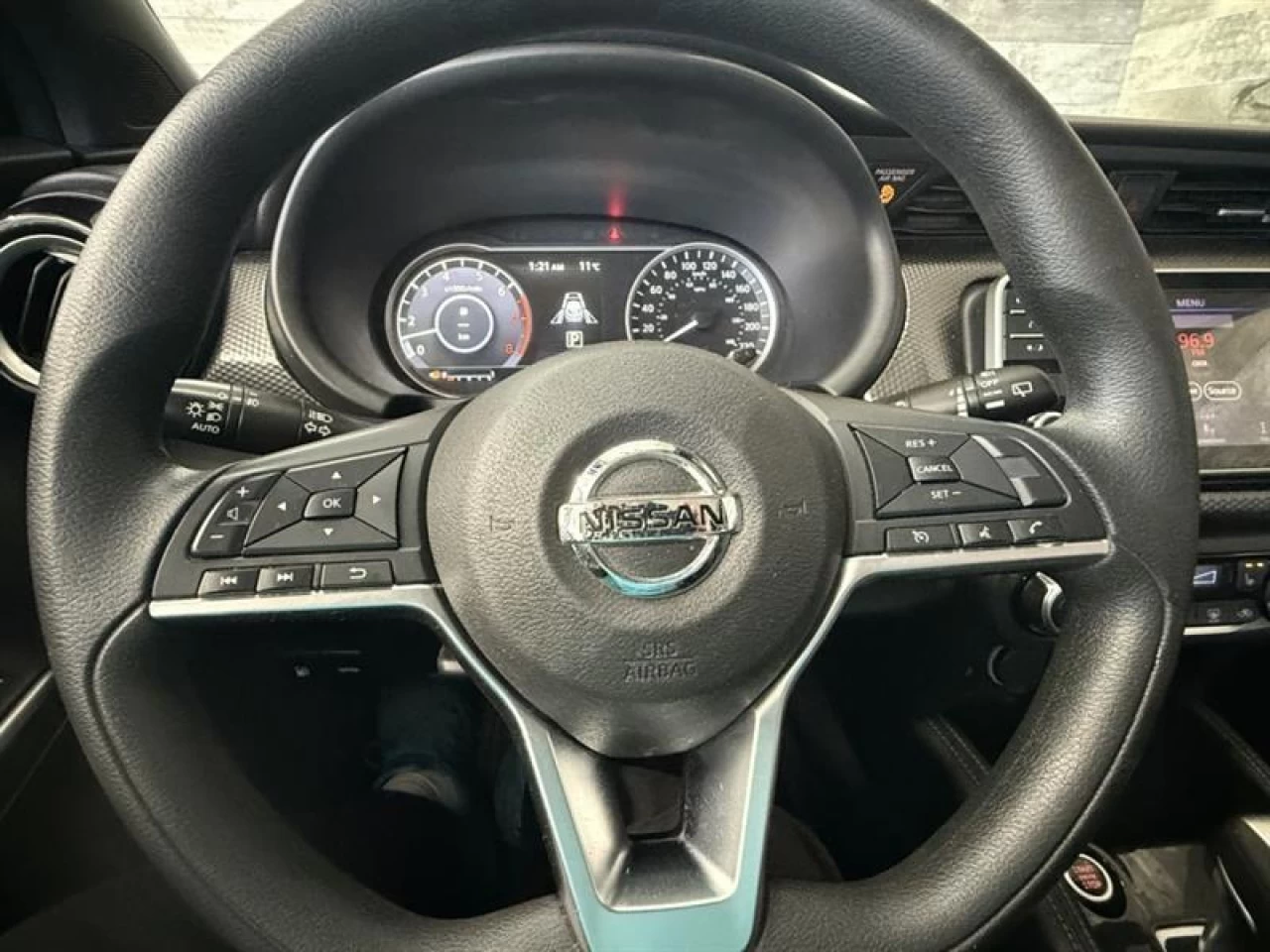 2020 Nissan Kicks SV Image principale