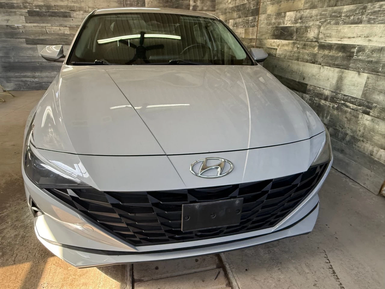 2021 Hyundai Elantra Preferred IVT Image principale