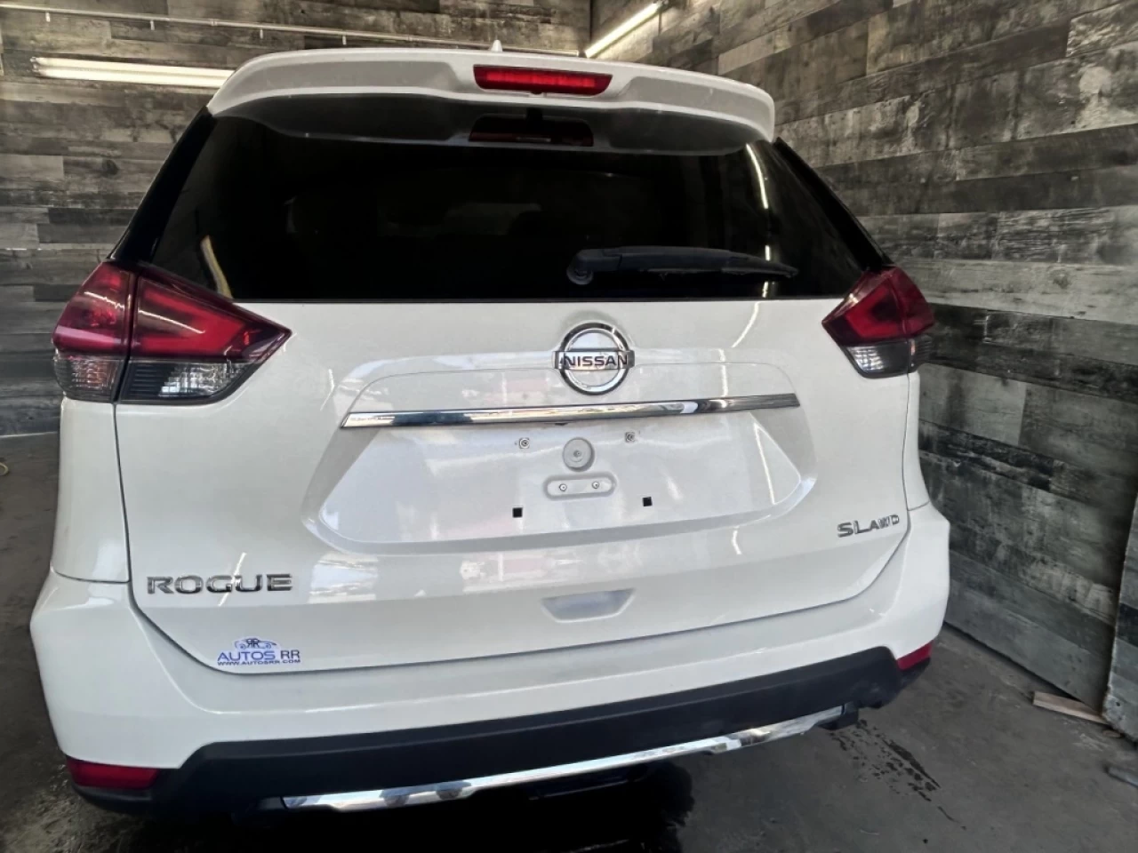 2018 Nissan Rogue SL AWD AUTO NAV TOIT CUIR **APPROUVÉE 99,9%** Image principale