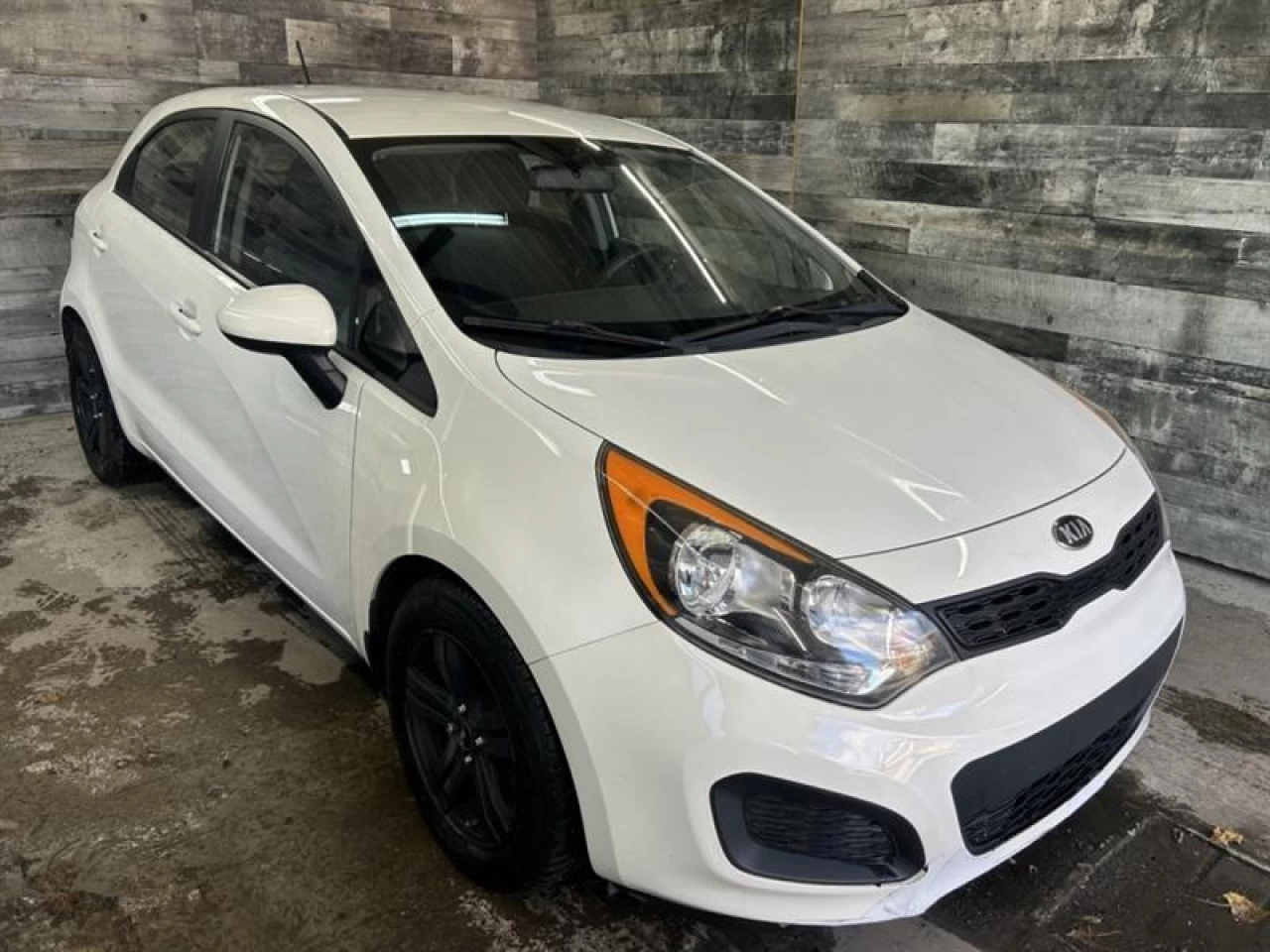 2014 Kia Rio LX Auto Bluetooth Mags ** APPROUVÉE 99,9% ** Image principale