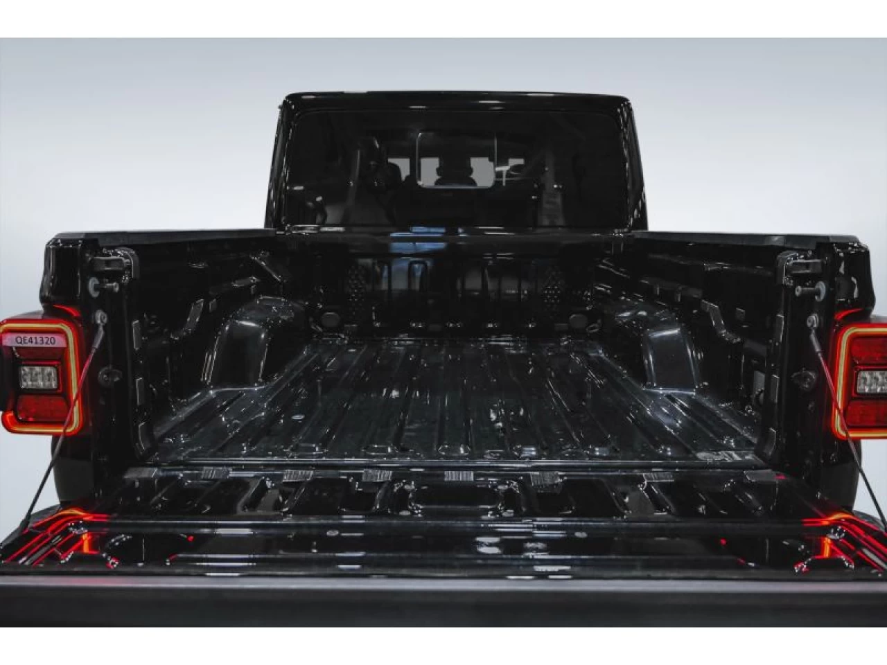 2023 Jeep Gladiator High Altitude 4x4 SAFETY GROUP V6 Image principale