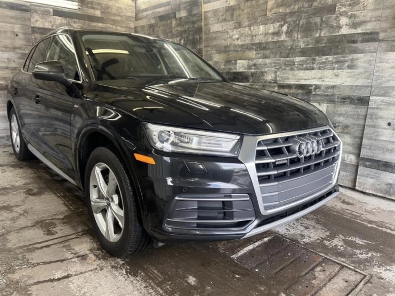 2018 Audi Q5 Progressiv AWD CUIR NAV TOIT PANO **APPROUVÉ À 99. Image principale