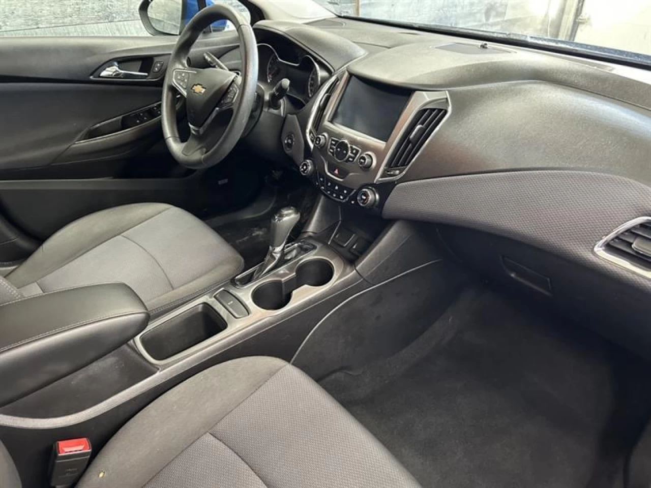 2018 Chevrolet Cruze LT Auto Toit CamÉra de recul ** APPROUVÉE 99,9% ** Image principale