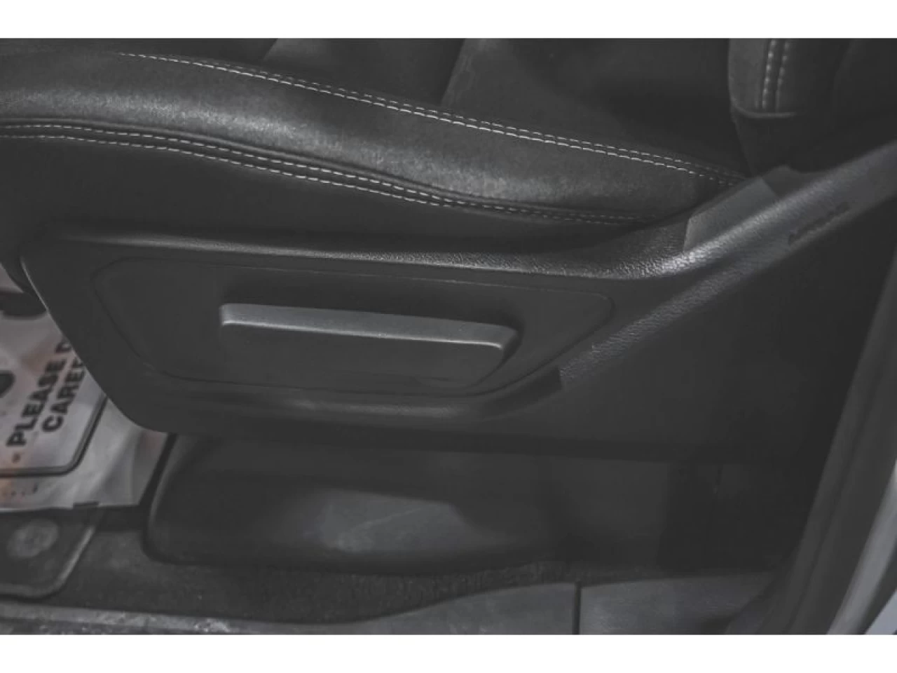 2025 Dodge Ram Big Horn 4x4 Quad Cab 6'4" Box Image principale
