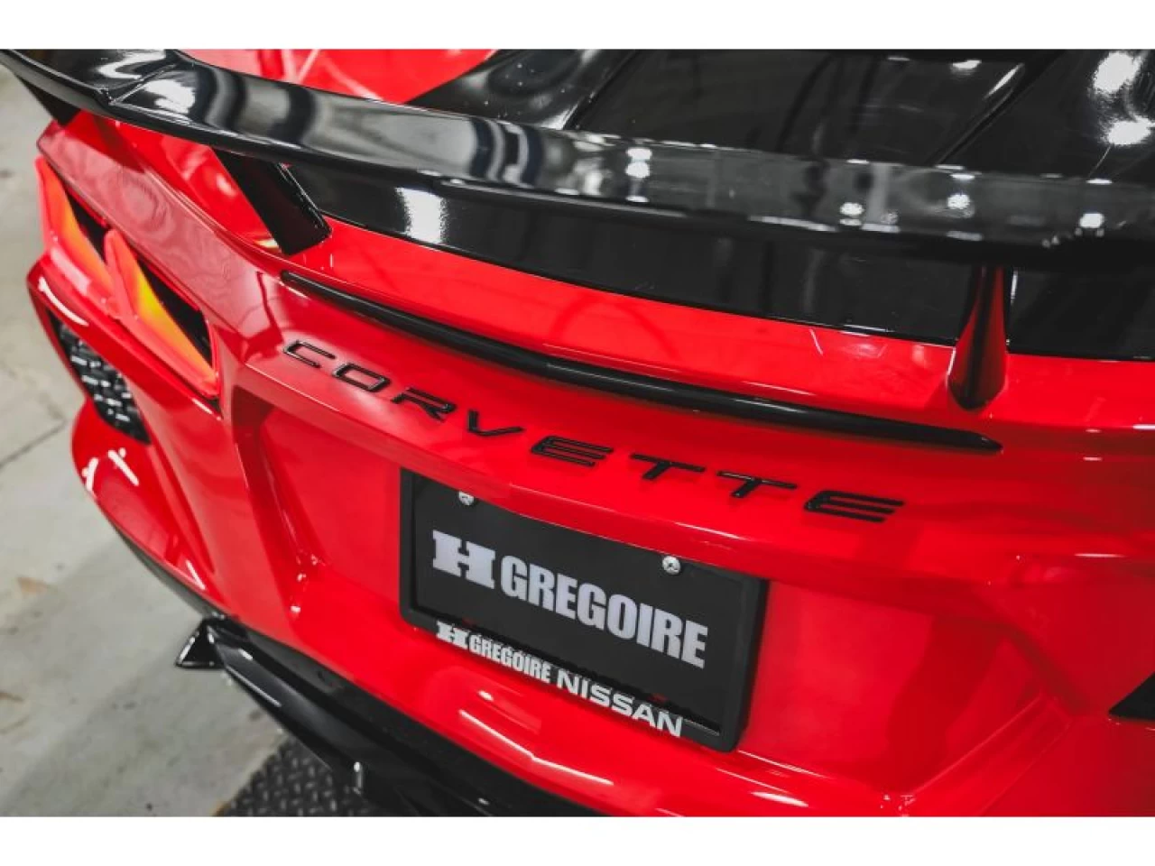 2023 Chevrolet Corvette 2LT CONVERTIBLE ÉCHAPPEMENT PERFORMANCE CARBON FLA Image principale