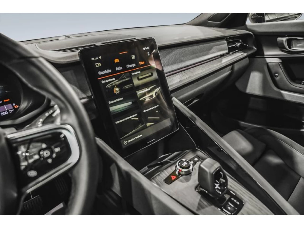 2025 Polestar 2 Long Range Dual Motor TOIT PANORAMIQUE Image principale