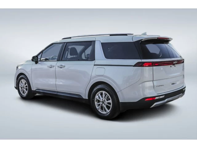 Kia Carnival LX 2024