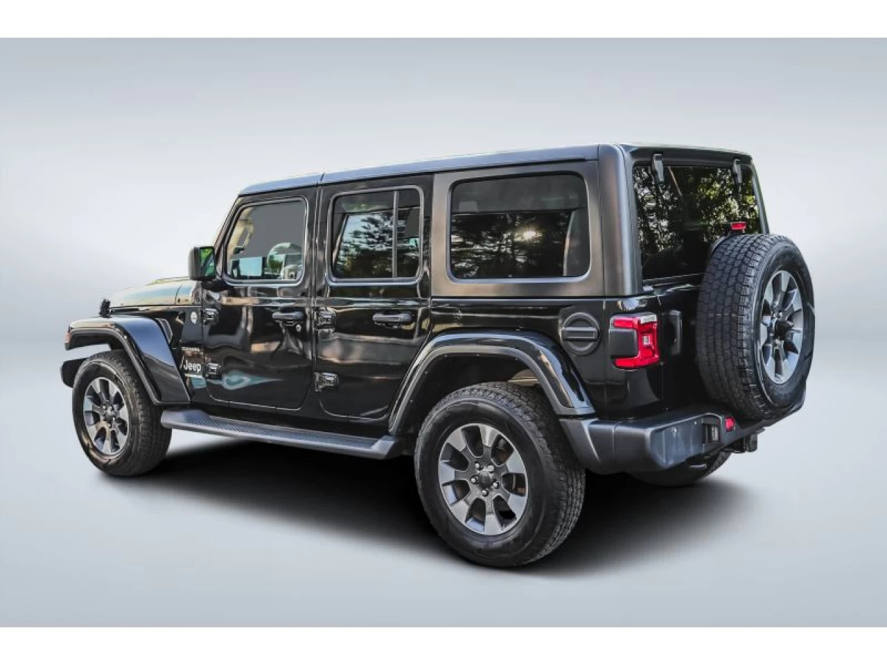 2023 Jeep Wrangler Sahara 4X4 V6 Image principale