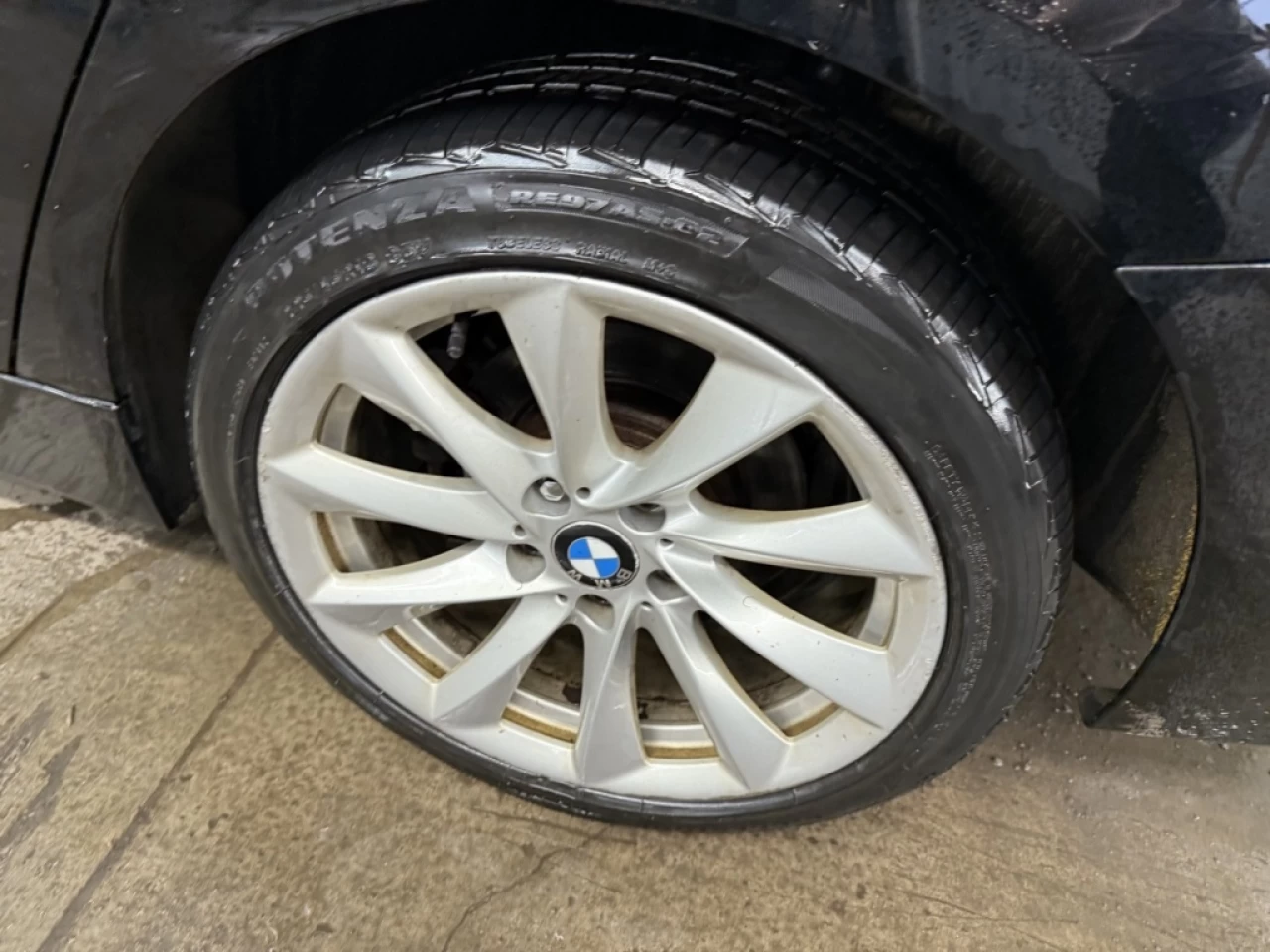 2017 BMW 3 Series 320i xDrive AWD CUIR TOIT **APPRUVÉ À 99.9%** Image principale